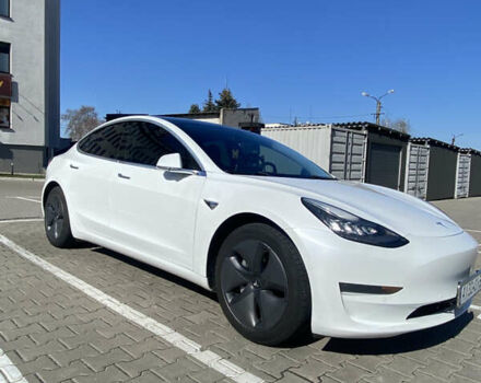 Белый Тесла Модель 3, объемом двигателя 0 л и пробегом 117 тыс. км за 21900 $, фото 8 на Automoto.ua