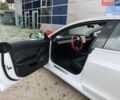 Білий Тесла Модель 3, об'ємом двигуна 0 л та пробігом 106 тис. км за 16490 $, фото 19 на Automoto.ua