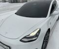 Белый Тесла Модель 3, объемом двигателя 0 л и пробегом 62 тыс. км за 35000 $, фото 10 на Automoto.ua