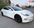 Белый Тесла Модель 3, объемом двигателя 0 л и пробегом 57 тыс. км за 21000 $, фото 27 на Automoto.ua