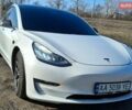 Білий Тесла Модель 3, об'ємом двигуна 0 л та пробігом 194 тис. км за 16300 $, фото 1 на Automoto.ua