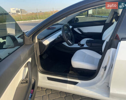 Белый Тесла Модель 3, объемом двигателя 0 л и пробегом 107 тыс. км за 17500 $, фото 9 на Automoto.ua