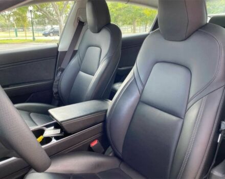 Білий Тесла Модель 3, об'ємом двигуна 0 л та пробігом 32 тис. км за 6100 $, фото 7 на Automoto.ua