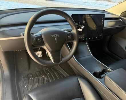 Білий Тесла Модель 3, об'ємом двигуна 0 л та пробігом 190 тис. км за 15950 $, фото 20 на Automoto.ua