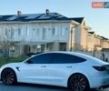Белый Тесла Модель 3, объемом двигателя 0 л и пробегом 80 тыс. км за 18999 $, фото 8 на Automoto.ua