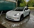 Белый Тесла Модель 3, объемом двигателя 0 л и пробегом 99 тыс. км за 18900 $, фото 1 на Automoto.ua