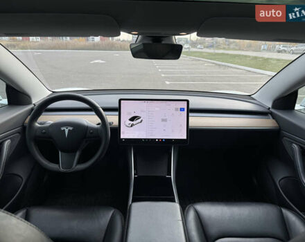 Белый Тесла Модель 3, объемом двигателя 0 л и пробегом 166 тыс. км за 14500 $, фото 25 на Automoto.ua