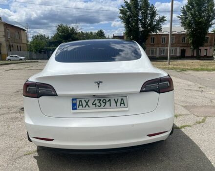 Белый Тесла Модель 3, объемом двигателя 0 л и пробегом 164 тыс. км за 15000 $, фото 3 на Automoto.ua