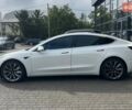 Білий Тесла Модель 3, об'ємом двигуна 0 л та пробігом 89 тис. км за 18200 $, фото 3 на Automoto.ua
