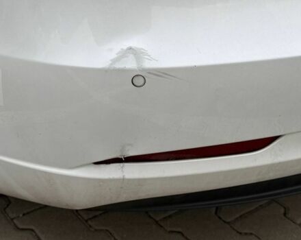 Белый Тесла Модель 3, объемом двигателя 0 л и пробегом 85 тыс. км за 14500 $, фото 6 на Automoto.ua