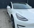 Білий Тесла Модель 3, об'ємом двигуна 0 л та пробігом 74 тис. км за 19500 $, фото 3 на Automoto.ua