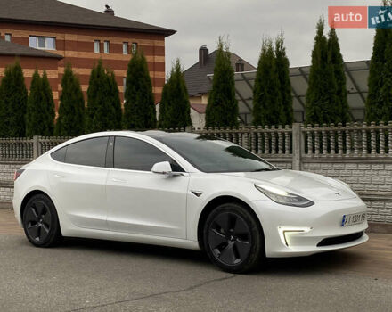 Белый Тесла Модель 3, объемом двигателя 0 л и пробегом 127 тыс. км за 17200 $, фото 5 на Automoto.ua