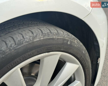 Белый Тесла Модель 3, объемом двигателя 0 л и пробегом 166 тыс. км за 14500 $, фото 6 на Automoto.ua