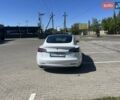 Белый Тесла Модель 3, объемом двигателя 0 л и пробегом 106 тыс. км за 17900 $, фото 2 на Automoto.ua