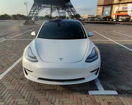 Белый Тесла Модель 3, объемом двигателя 0 л и пробегом 100 тыс. км за 19600 $, фото 5 на Automoto.ua