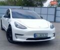 Белый Тесла Модель 3, объемом двигателя 0 л и пробегом 137 тыс. км за 19999 $, фото 1 на Automoto.ua