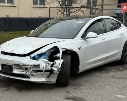 Білий Тесла Модель 3, об'ємом двигуна 0 л та пробігом 79 тис. км за 15200 $, фото 1 на Automoto.ua
