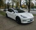 Белый Тесла Модель 3, объемом двигателя 0 л и пробегом 70 тыс. км за 19999 $, фото 5 на Automoto.ua