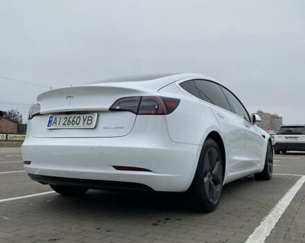 Белый Тесла Модель 3, объемом двигателя 0 л и пробегом 110 тыс. км за 17600 $, фото 5 на Automoto.ua