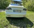 Білий Тесла Модель 3, об'ємом двигуна 0 л та пробігом 124 тис. км за 18300 $, фото 9 на Automoto.ua