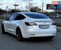 Белый Тесла Модель 3, объемом двигателя 0 л и пробегом 100 тыс. км за 21500 $, фото 1 на Automoto.ua