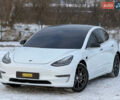 Белый Тесла Модель 3, объемом двигателя 0 л и пробегом 190 тыс. км за 15950 $, фото 2 на Automoto.ua