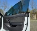 Белый Тесла Модель 3, объемом двигателя 0 л и пробегом 100 тыс. км за 13900 $, фото 77 на Automoto.ua