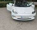 Белый Тесла Модель 3, объемом двигателя 0 л и пробегом 85 тыс. км за 16000 $, фото 24 на Automoto.ua