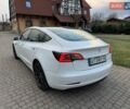 Білий Тесла Модель 3, об'ємом двигуна 0 л та пробігом 82 тис. км за 18400 $, фото 13 на Automoto.ua
