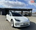 Білий Тесла Модель 3, об'ємом двигуна 0 л та пробігом 144 тис. км за 15800 $, фото 1 на Automoto.ua