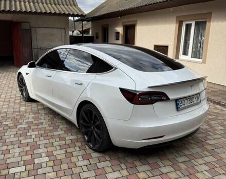 Белый Тесла Модель 3, объемом двигателя 0 л и пробегом 143 тыс. км за 18900 $, фото 15 на Automoto.ua