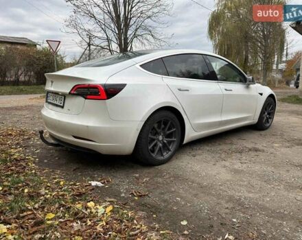 Белый Тесла Модель 3, объемом двигателя 0 л и пробегом 200 тыс. км за 18000 $, фото 4 на Automoto.ua