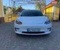 Белый Тесла Модель 3, объемом двигателя 0 л и пробегом 235 тыс. км за 16200 $, фото 3 на Automoto.ua