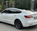 Білий Тесла Модель 3, об'ємом двигуна 0 л та пробігом 122 тис. км за 13950 $, фото 5 на Automoto.ua