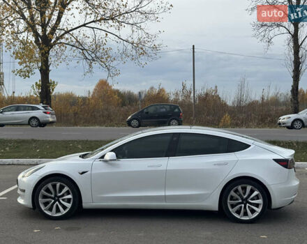 Белый Тесла Модель 3, объемом двигателя 0 л и пробегом 166 тыс. км за 14500 $, фото 14 на Automoto.ua