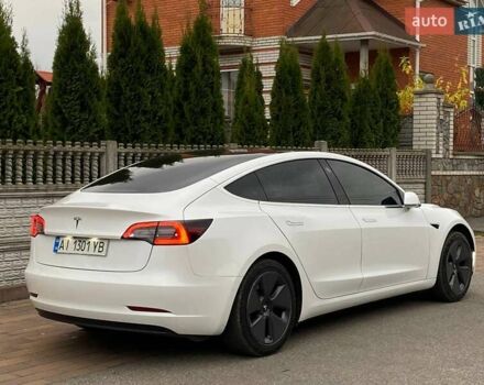 Білий Тесла Модель 3, об'ємом двигуна 0 л та пробігом 130 тис. км за 17200 $, фото 11 на Automoto.ua