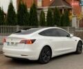 Білий Тесла Модель 3, об'ємом двигуна 0 л та пробігом 130 тис. км за 17200 $, фото 11 на Automoto.ua