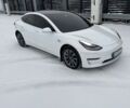 Білий Тесла Модель 3, об'ємом двигуна 0 л та пробігом 62 тис. км за 35000 $, фото 1 на Automoto.ua