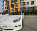 Білий Тесла Модель 3, об'ємом двигуна 0 л та пробігом 59 тис. км за 19200 $, фото 2 на Automoto.ua