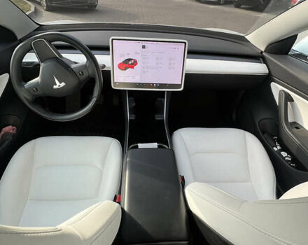 Білий Тесла Модель 3, об'ємом двигуна 0 л та пробігом 59 тис. км за 19200 $, фото 19 на Automoto.ua