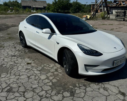 Белый Тесла Модель 3, объемом двигателя 0 л и пробегом 150 тыс. км за 14999 $, фото 2 на Automoto.ua