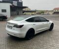 Белый Тесла Модель 3, объемом двигателя 0 л и пробегом 170 тыс. км за 13750 $, фото 4 на Automoto.ua
