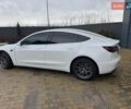 Білий Тесла Модель 3, об'ємом двигуна 0 л та пробігом 140 тис. км за 12800 $, фото 6 на Automoto.ua