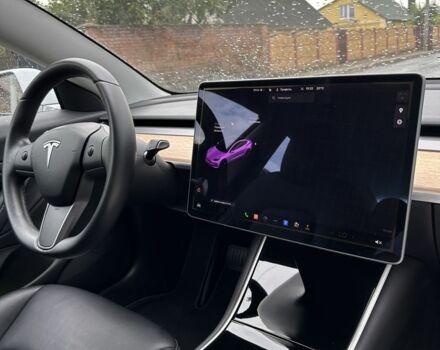 Белый Тесла Модель 3, объемом двигателя 0 л и пробегом 105 тыс. км за 356 $, фото 6 на Automoto.ua