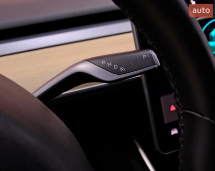 Белый Тесла Модель 3, объемом двигателя 0 л и пробегом 54 тыс. км за 15900 $, фото 21 на Automoto.ua