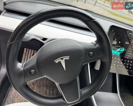 Білий Тесла Модель 3, об'ємом двигуна 0 л та пробігом 247 тис. км за 15500 $, фото 4 на Automoto.ua