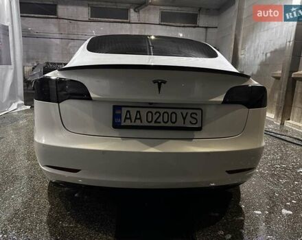 Білий Тесла Модель 3, об'ємом двигуна 0 л та пробігом 92 тис. км за 20999 $, фото 9 на Automoto.ua