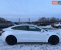Белый Тесла Модель 3, объемом двигателя 0 л и пробегом 159 тыс. км за 15500 $, фото 6 на Automoto.ua
