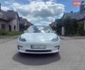 Білий Тесла Модель 3, об'ємом двигуна 0 л та пробігом 118 тис. км за 13700 $, фото 2 на Automoto.ua