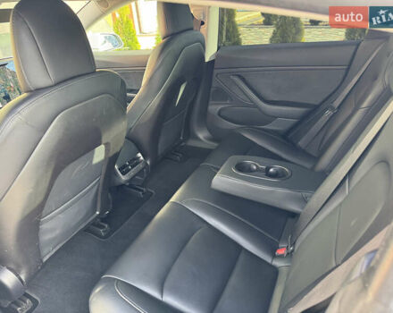 Белый Тесла Модель 3, объемом двигателя 0 л и пробегом 167 тыс. км за 16777 $, фото 11 на Automoto.ua